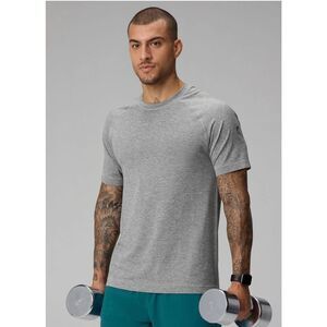 Fabletics The Training Day Tee in Mid Grey Heather Men’s Large